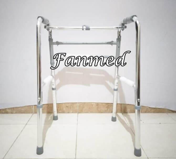 Onemed Walker Alat Bantu Latihan Jalan Deluxe One Med Lazada Indonesia