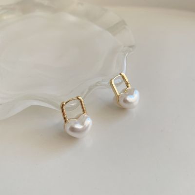 Hadesories Wholehearted Earrings ต่างหูห่วงห้อยรูปหัวใจ บริการเก็บเงินปลายทาง