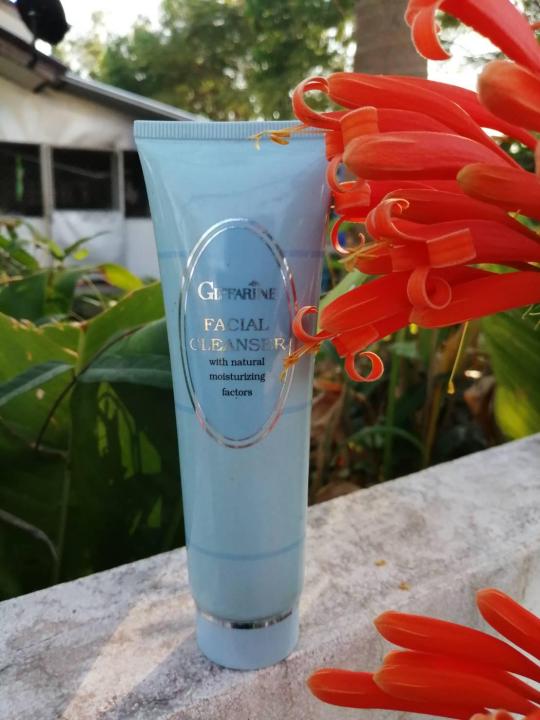 ครีมล้างหน้า-กิฟฟารีน-facial-cleanser-ครีมเช็ดทำความสะอาดเครื่องสำอางค์-สะอาดหมดจด