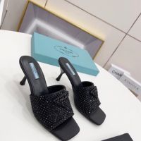 Spring and summer 2023 new high-heeled triangle standard pradaˉonline celebrity star with rhinestone kitten and online celebrity high-heeled flat slippers.