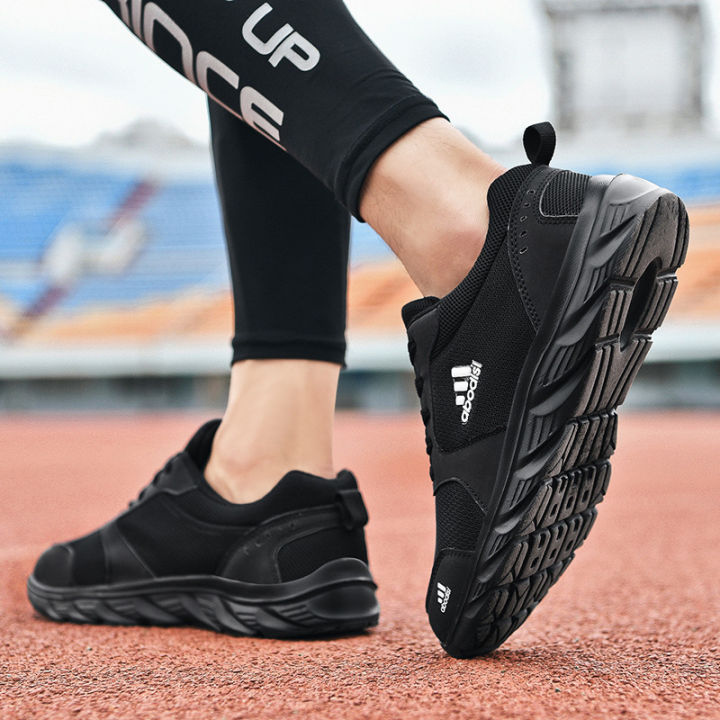 รองเท้าวิ่งของผู้ชายรองเท้าแฟชั่นรองเท้าคุณภาพสูงกีฬาสไตล์ใหม่รองเท้าลำลองผู้ชาย