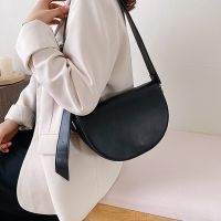 ship from Malysia 4 color 2022 new Korean casual bag hand bag sling bag women bag shoulder Bag cover retro saddle bag cross bag