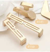 【LZ】ↂ  Gold Cabinet Knobs and Handles Luxury Gold Kitchen Cupboard Door Pulls European Drawer Furniture Handle Hardware