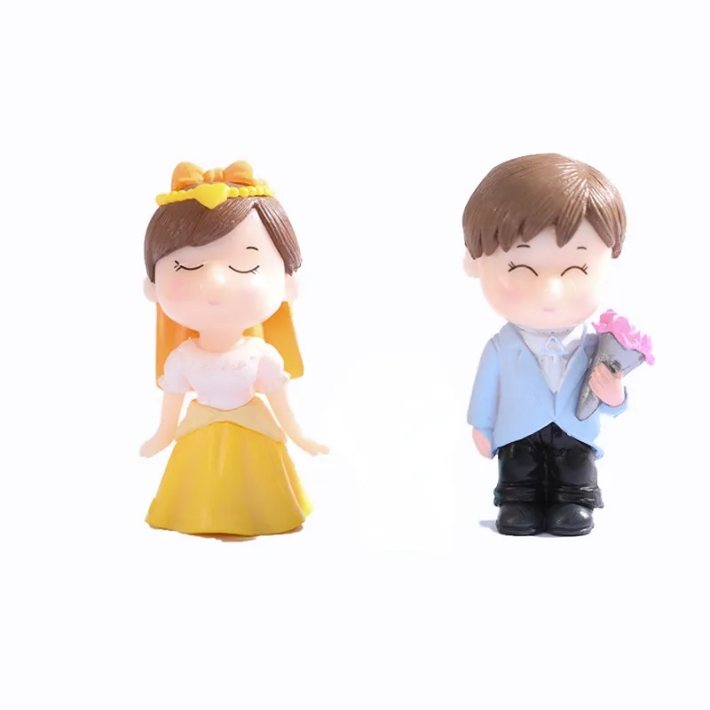 Cake Topper Couple Theme Beautiful Cartoon Groom and Bride Shape Plastic  Decoration for Wedding Anniversary Party | Lazada PH