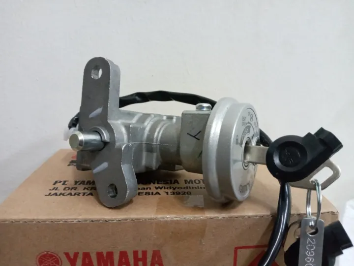 ORIGINAL YAMAHA MAIN SWITCH COMP / IGNITION KEY SET FOR MIO I 125 (2PH