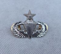 tomwang2012.US ARMY AIRBORNE PARATROOPER PARACHUTIST JUMP WINGS SENIOR PARACHUTIST BADGE silver INSIGNIA PIN