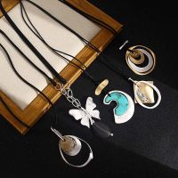 ALLYES Vintage Black Leather Rope Necklace for Women Geometric Butterfly Circle Long Chain Pendant Necklace Charm Jewelry 【hot】jvcgtx60wg18