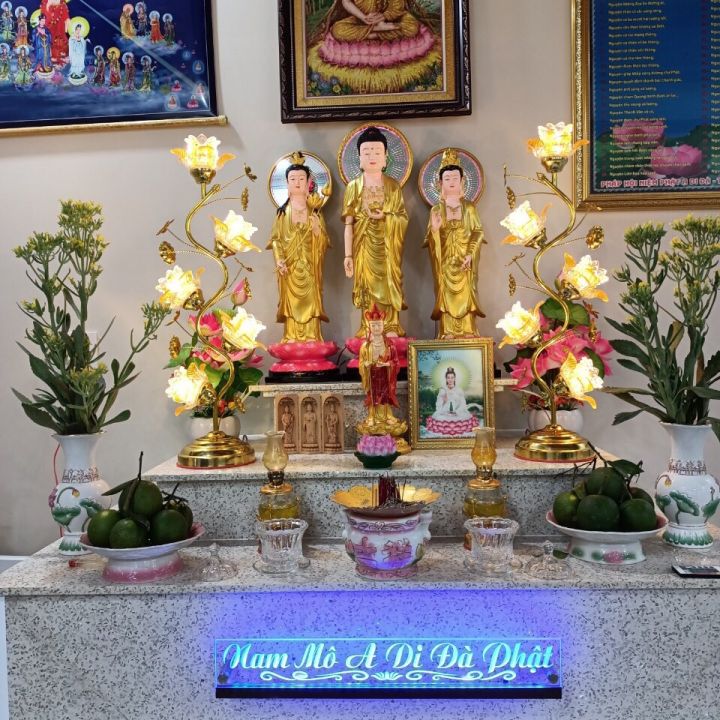 Quý khách hàng có thể tìm thấy những sản phẩm bàn thờ chất lượng tốt tại cửa hàng Phật Giáo Mật Tông. Hãy tôn vinh những giá trị thật sự và cầu nguyện cho cuộc sống an lành và may mắn.