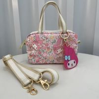 2023 Lesportsac สินค้าใหม่ Cool Mi Cartoon Mini กระเป๋า Messenger แบบพกพากระเป๋าใส่โทรศัพท์มือถือความจุขนาดใหญ่กระเป๋าใส่เหรียญกระเป๋าช้อปปิ้ง4298