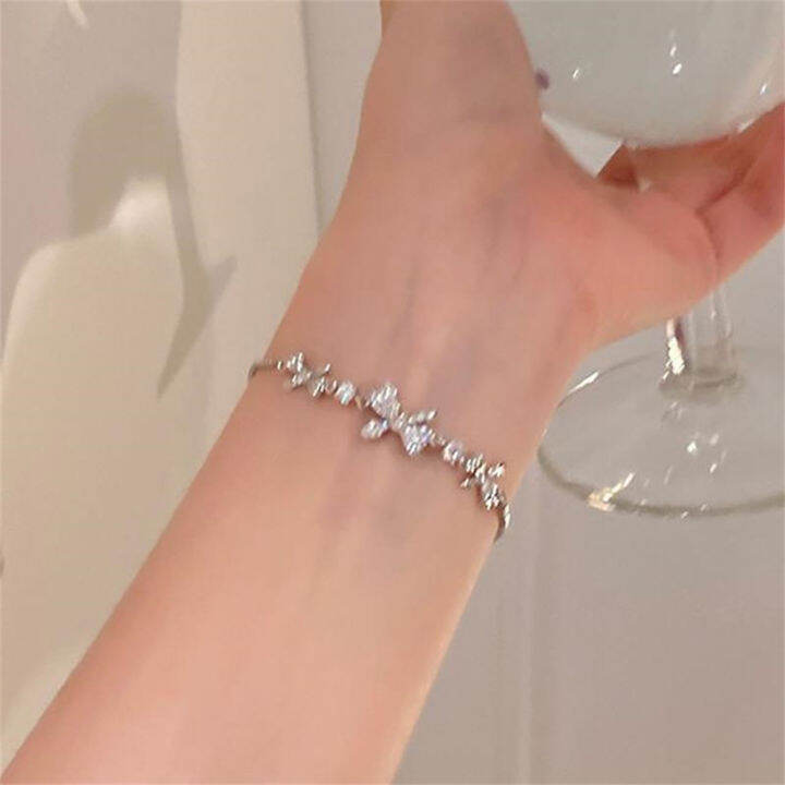 ins-fashion-bracelet-crystal-bracelet-for-women-trendy-hollow-heart-bracelet-heart-shaped-bracelet-zircon-crystal-jewelry