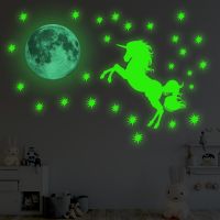 ZZOOI Cartoon Unicorn Moon Luminous Wall Sticker For Baby Kid Room Bedroom Decoration Decals Star Glow In The Dark Home Decor Stickers