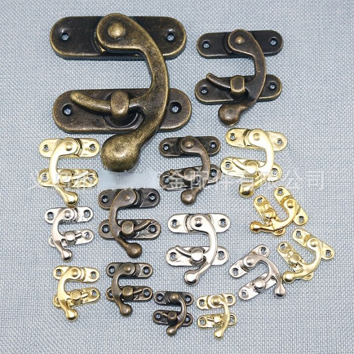 cw-10pcs-antique-jewelry-lock-iron-hooks-buckle-horns-collection