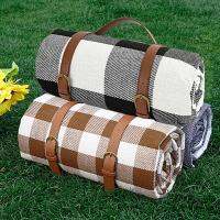 Picnic Blanket Three-layers Faux Leather Handle Moisture-proof Portable Thickened Winter Warm Plaid Camping Mat Outdoor Supplies Sleeping Pads