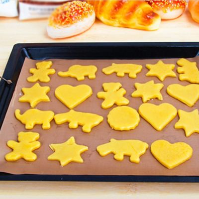 Baking Mat Reusable Non-Stick Oil-Proof Oil Cloth Heat-Resistant Oven Liner Sheet BBQ Pad Pastry Tools for Kitchen Accessories
