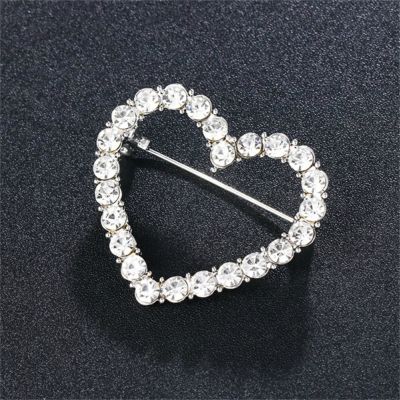 Crystal Heart Brooch Pins Rhinestones Brooches Jewelry For Women Wedding Decor Clothing Dress Accessories Christmas Decoration