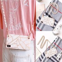 {OLI STUDIO}พร้อมสายคล้องโซ่ยาวสำหรับ IPhone13 11XSXR X 7 8 6 Plusfeathershell Crossbody Rope Cover