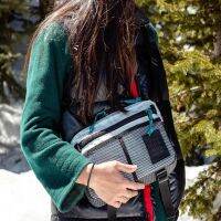 Topo Designs - Block Bag กระเป๋าสะพายข้าง สะพายไหล่ ขนาด 5 ลิตร สำหรับทุกเพศทุกวัย