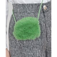 ขาวออฟไวท์/เขียว ? SLYQ POM POM CROSS BODY BAG กระเป๋าน้องขนฟูใบจิ๋วมีสายสะพายครอสบอดี้