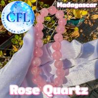 Rose Quartz กำไลหินโรสควอตซ์ สีชมพู ขนาดเม็ดหิน(9-10 มม.) หินแห่งความรักและการให้อภัย สร้อยข้อมือหินแท้ หินนำโชค หินธรรมชาติ นำเข้าจากMadagascar