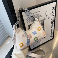 ❐ Little girl the design feeling bag female 2022 new tide ins senior quality chain joker inclined shoulder