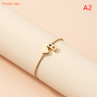 Fresh sky สร้อยข้อมือเริ่มต้น DIY ชื่อบุคคลสร้อยข้อมือหัวใจพังก์26ตัวอักษรพร้อมจี้หัวใจเครื่องประดับสำหรับผู้หญิงของขวัญครบรอบ