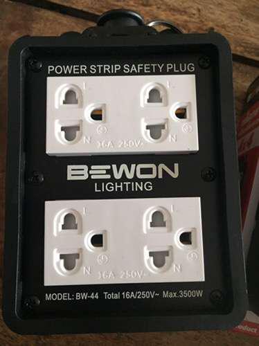 บล็อคยาง-ขนาด-2x4-4x4-พร้อมปลั๊กกราวด์-ไม่มีสาย-ยี่ห้อ-bewon-และยี่ห้อ-ยี่ห้อ-people-electric-ได้มาตราฐาน-ปลั๊กกราวด์มีม่าน