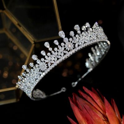 New Cubic Zirconia Princess Crown Hair Accessories Zircon Crystal Royal Queen Parade Party Headwear Bridal Jewelry A01082