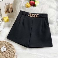 Woolen Plush Boots Shorts Women 2021 Winter Warm Casual Loose High Waist Metal Chain Wide Leg Belted Shorts Elegant Lady Shorts