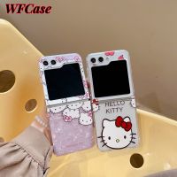 WFCase ปลอกสำหรับ Samsung Z Flip5 Samsung Z Flip4 Samsung Z Flip3ลูกแมว KT น่ารักเคสโทรศัพท์พับได้ (+ สายรัดข้อมือ) เคสป้องกันกล้องแบบเต็ม