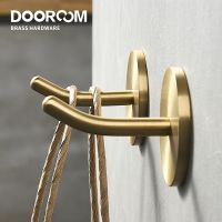 Dooroom ทองเหลืองหมัดฟรีแบริ่งตะขอห้องน้ำห้องครัวในร่มห้องโถงผนังตะขอเสื้อผ้า Hangings ผนังแถวตะขอนอร์ดิก