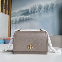 Tory Burch กระเป๋าโซ่พันตัวสะพายไหล่ขนาดเล็ก,ใหม่2022โลโก้ T คู่หนังวัว144503ลายลิ้นจี่