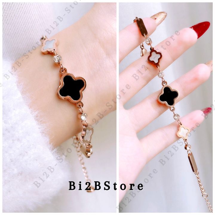 Gelang Titanium LV Clover Anti Karat Model Korea