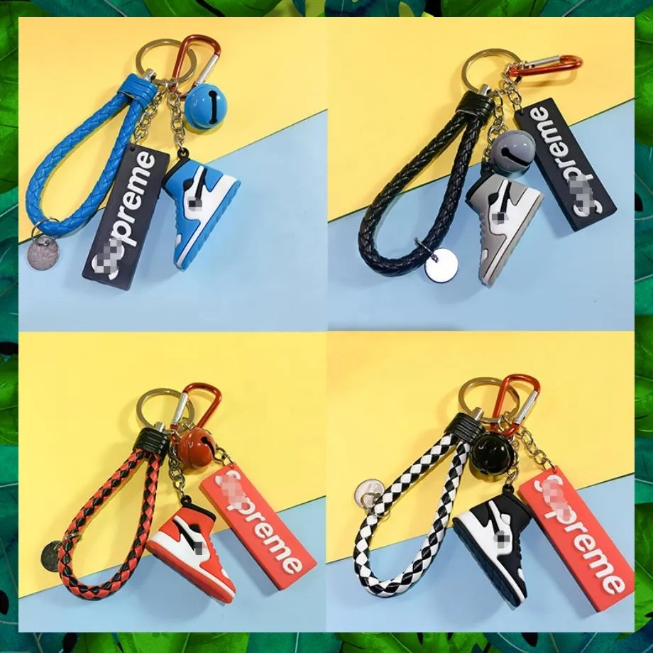 AJORDAN SHOES WITH SUPREME TAG KEYCHAIN / KEYRING / KEYHOLDER BAG