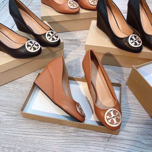 Cao gót Tory Burch đế xuồng 7cm, sản phẩm tốt, chất lượng cao, độ bền vượt  trội, cam kết như hình 