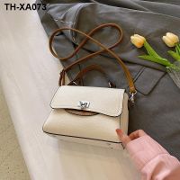 Handbags women vogue of new fund of 2023 summer and the inclined shoulder bag leather brim texture head layer cowhide single shoulder hand bag