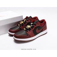 [COD]Original Air 1 Low AJ1 Black Wine Red Metal Flying Wing รองเท้าบาสเก็ตบอล Low-Top Men Women สไตล์เดียวกัน