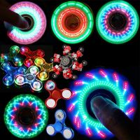 【Bestmix】COD พร้อมส่ง ไจโร ของเล่น LED Fidget Spinner ของเล่นเด็ก แฮนด์สปินเนอร์