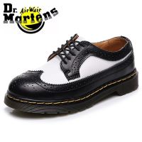 DR.MARTENS ขนาด 35-44 ดร. รองเท้าบูทมาร์ติน หนังวัวแท้ หัวกลม ส้นเตี้ย 5 รู สไตล์คลาสสิก สําหรับผู้ชาย และผู้หญิง