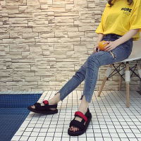 「 Ready stock」Summer new sandals for boys and girls Korean fashion couple sandals comfortable outdoor soft beach sandals