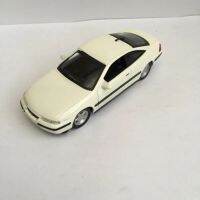 ของเล่นโมเดลรถยนต์1/43ชิ้นสำหรับคอลเล็กชันเด็กของเล่น Opel Calibra Diecast