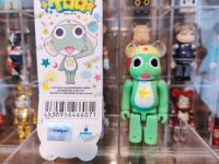 (ของแท้) Bearbrick Keroro 100% แบร์บริค พร้อมส่ง Bearbrick by Medicom Toy มือ 2 ตั้งโชว์ สภาพดี มีกล่อง