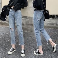 Korean / Girls jeans / ❣️ กางเกงยีนส์ทรงกระบอกเล็ก ขาไม่กว้าง ไม่สั้น ขาดเข่าเล็กน้อยสวยๆงานสวยกางเกงยีนส์เกาหลี 802