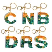 Resin 26 Letter A-Z Initials Keychain With Green Sequin Filled Key Ring for Women Men Car Key Holder Handbag Accessories