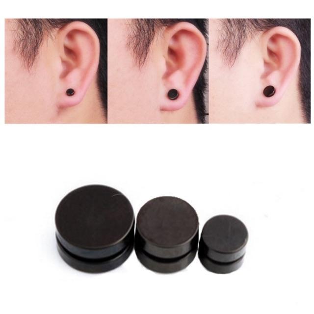 Shiv Jagdamba MenS Magnetic Earring