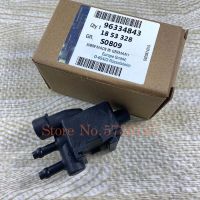 Emission Canister Purge Solenoid Valve For Buick Excelle Chevrolet Aveo Daewoo Kalos Carbon Canister Control Valve OEM 96334843