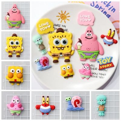 PRENT 10pcs อุปกรณ์เครื่องประดับอัญมณี SpongeBob SquarePants เสน่ห์ DIY แพทช์ตุ๊กตา3D กิ๊บติดผม DIY การ์ตูนลายการ์ตูน งานฝีมือทำมือ อุปกรณ์เสริมรองเท้า