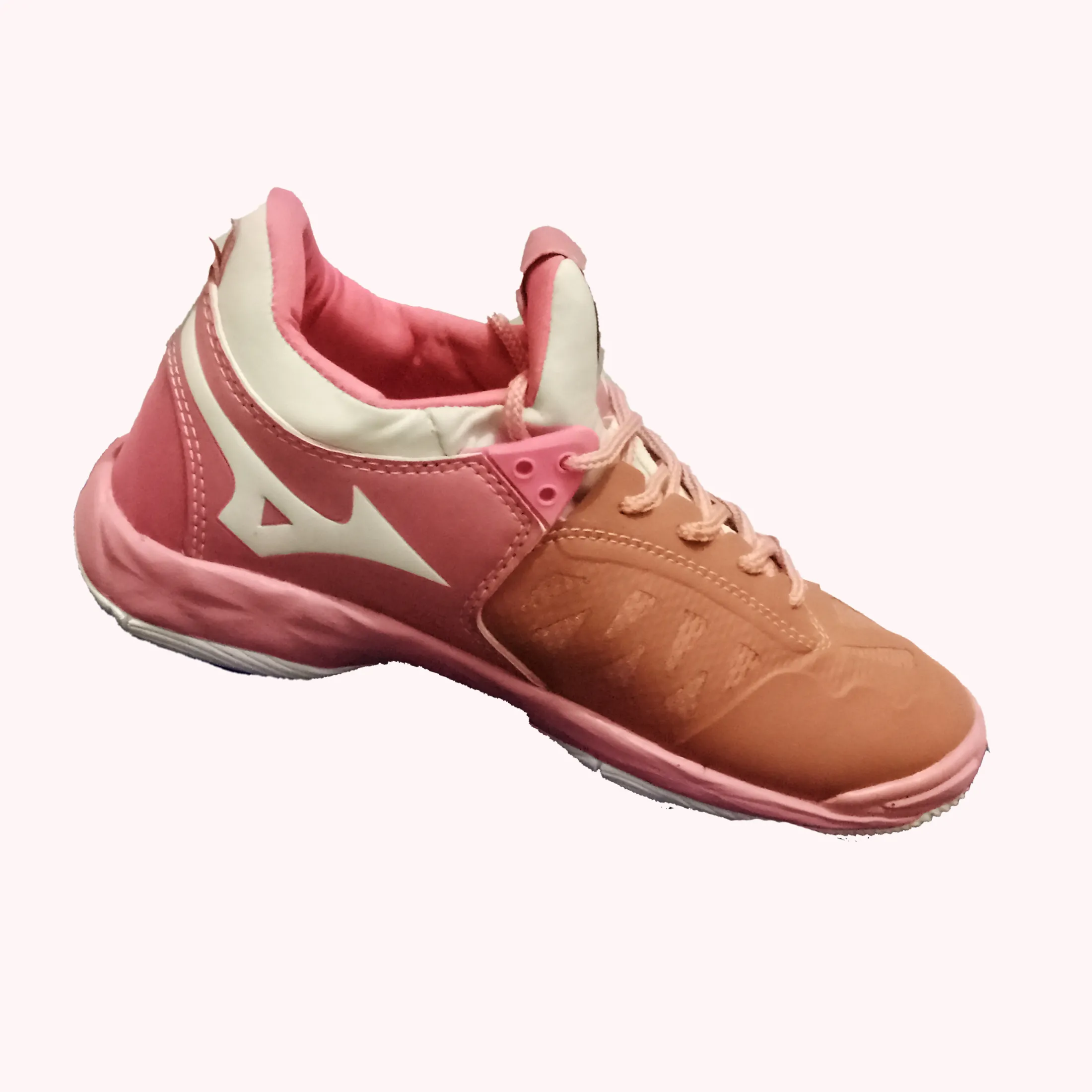 Sepatu Mizuno Wave Momentum Japan Sepatu Volley Sepatu Volly Sepatu Volli Free Kaos Kaki Sepatu Berkuallitas Wave Momentum Japan Sepatu Mizuno Sepatu Olahraga Casual Sepatu Impor Sepatu Volley Ball Sepatu Volly Ball Sepatu