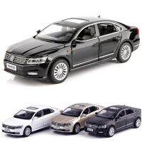 ของสะสมไฟโมเดลรถของเล่นโลหะขนาดเล็กรถ Volkswagen Passat 1/32เป็นของขวัญสำหรับเด็กผู้ชายและเด็ก