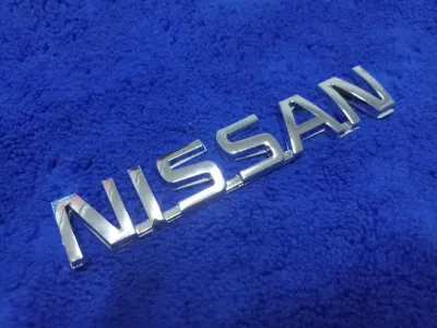 AD.โลโก้ NISSAN สีชุป 2.2×12cm ราคาต่อ 1ชิ้น