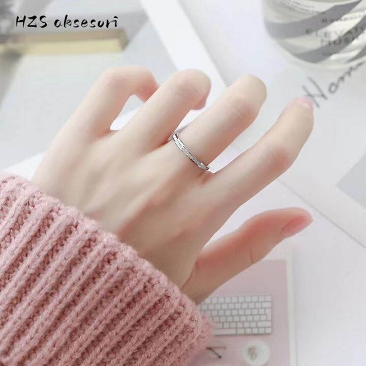 hzs-k-gold-แหวนสแตนเลสทรงกลมสำหรับผู้หญิง-fashion-simple-frosted-ring-2mm